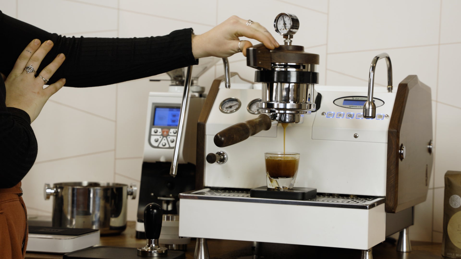 La Marzocco GS3 Espresso Machine in What is the Ideal Dose for Espresso 