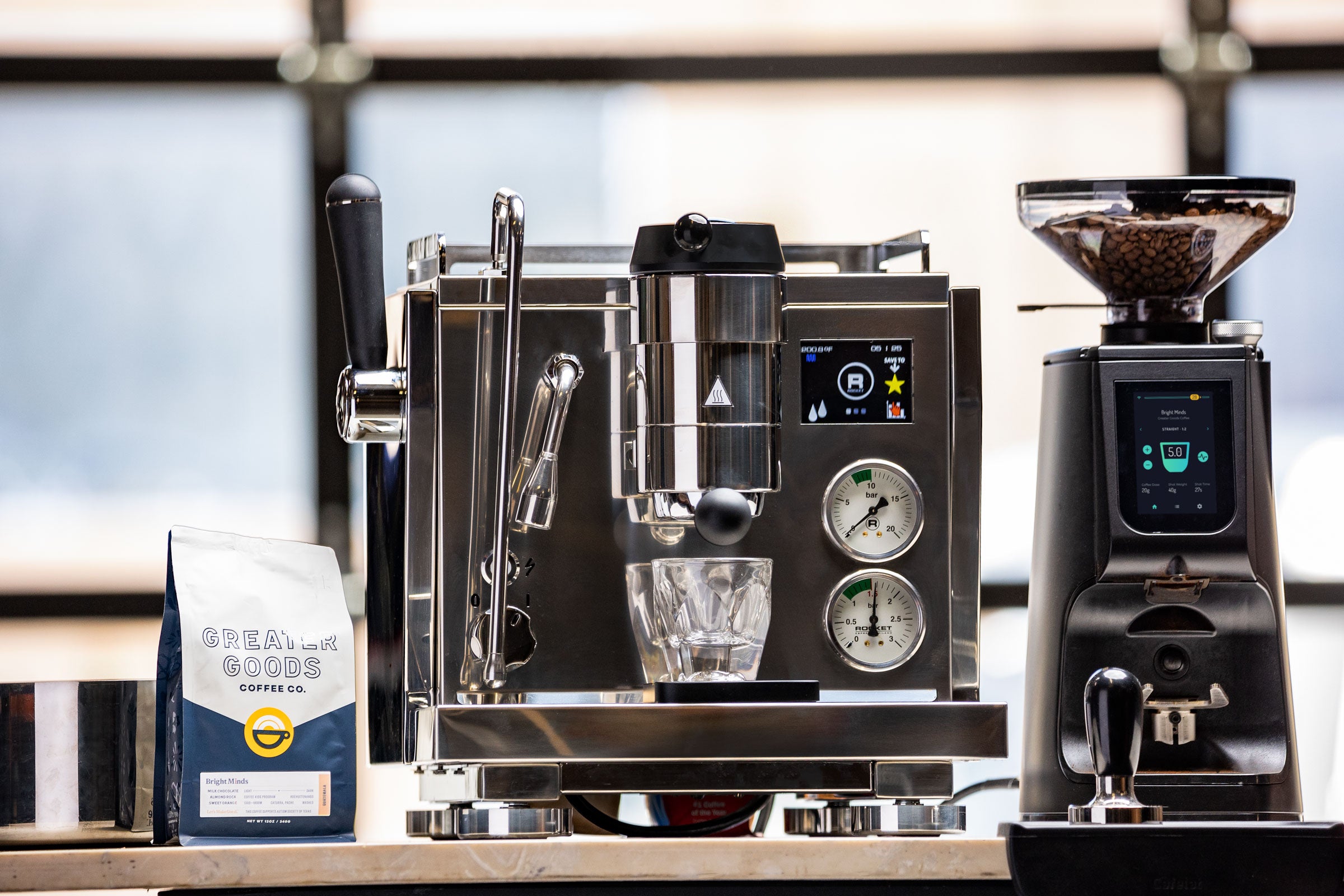 Rocket R Nine One Espresso Machine with the LUCCA Atom 75